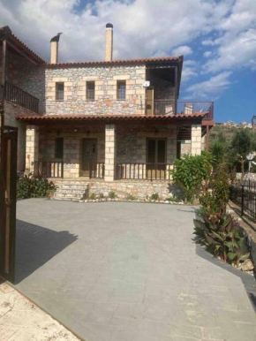 Beautiful house in Stoupa, close to all amenities